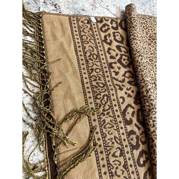 Leopard Pashmina Silk Shawl Wrap Scarf  Fringe Reversible  25x68 quiet luxury - Picture 7 of 8
